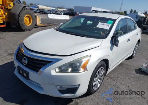 2014 Nissan Altima 2.5 S z USA, uszkodzony, nr VIN 1N4AL3AP6EN360012